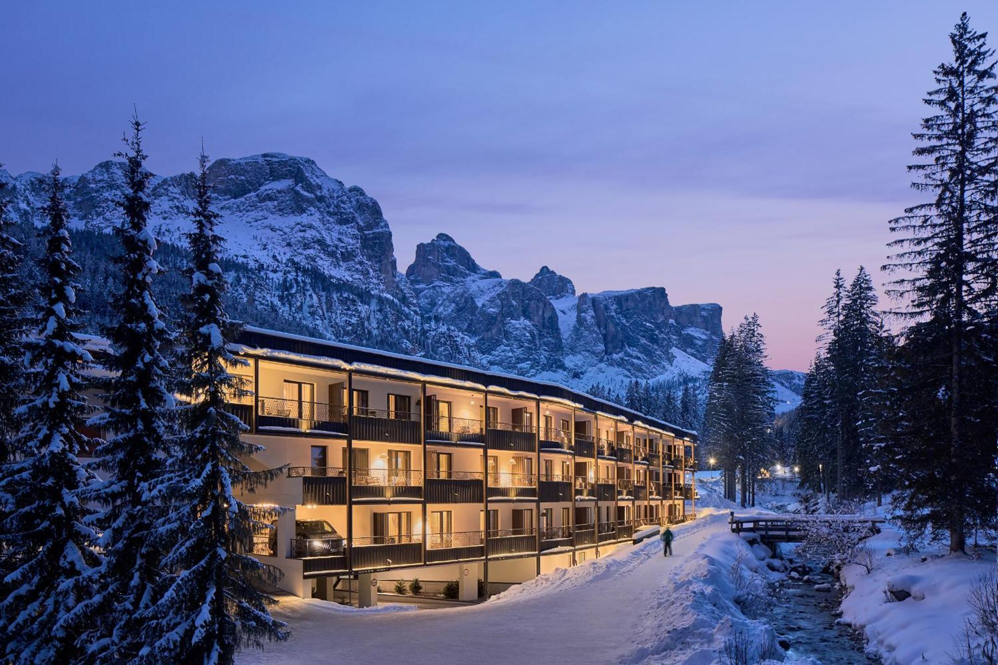 Movi Family Apart-Hotel ****S Corvara Exteriér fotografie
